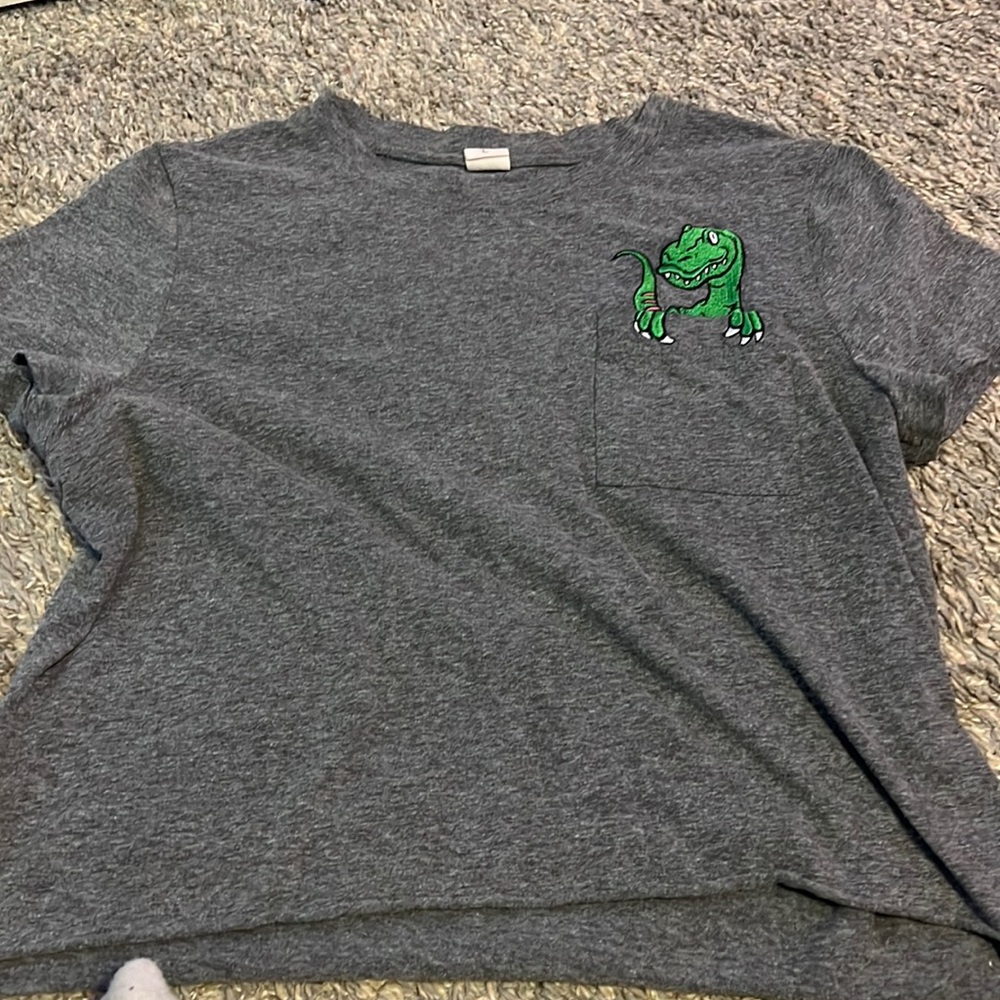 Dino pocket tee